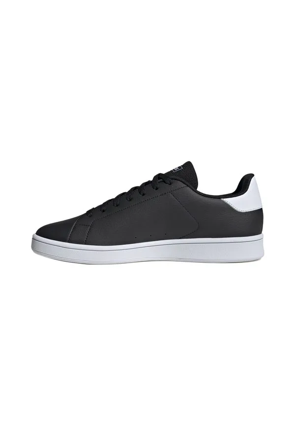 Низкие кроссовки Adidas Sportswear, Cblack Ftwwht Ftwwht