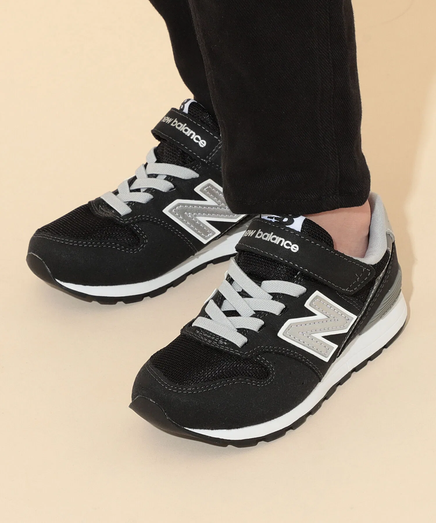 Детские кроссовки New Balance YV996