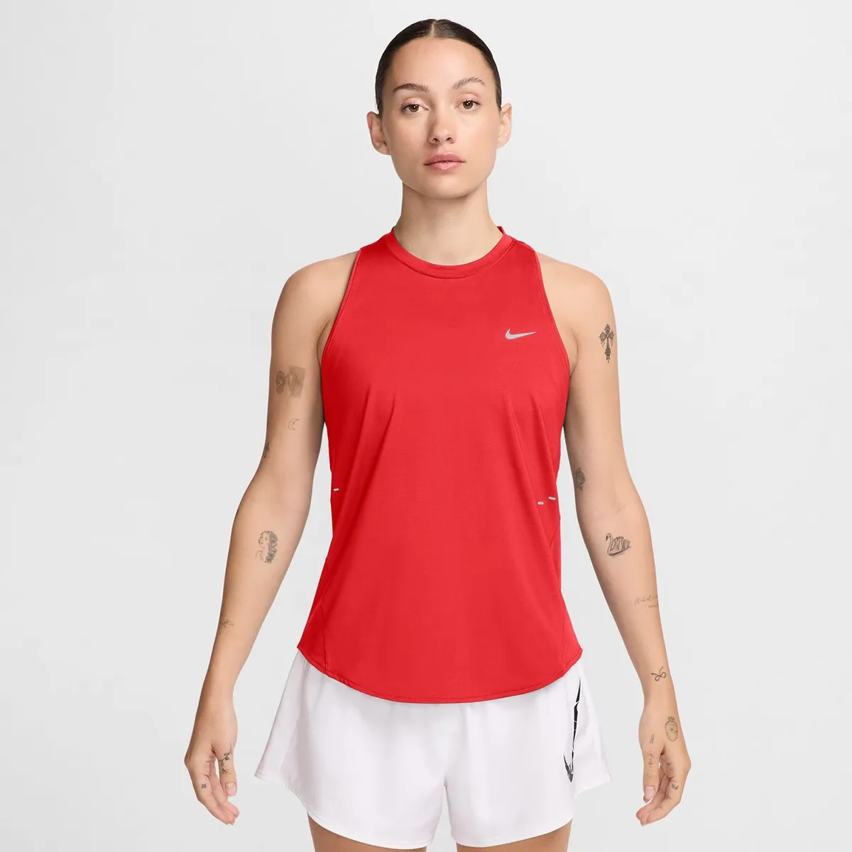 

Swift Nike женская футболка, красный