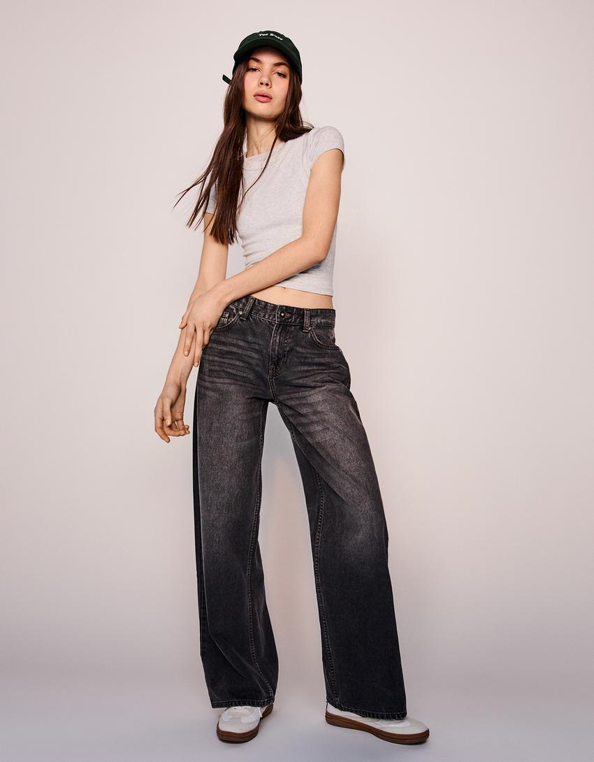 

Джинсы бойфренды Bershka, серый