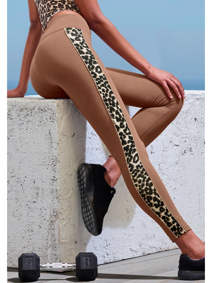 

Леггинсы LASCANA ACTIVE, кэмел