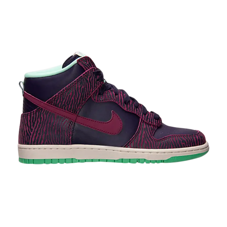 Кроссовки Nike Wmns Dunk Hi Skinny Print 'Purple Dynasty', фиолетовый