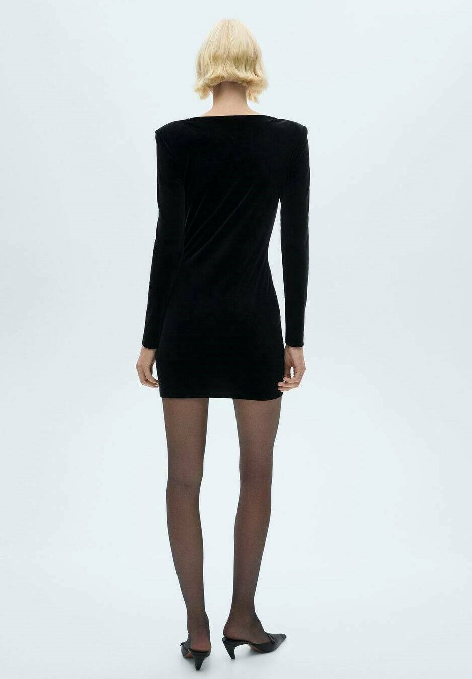 

Повседневное платье XVICKY Mango, черный