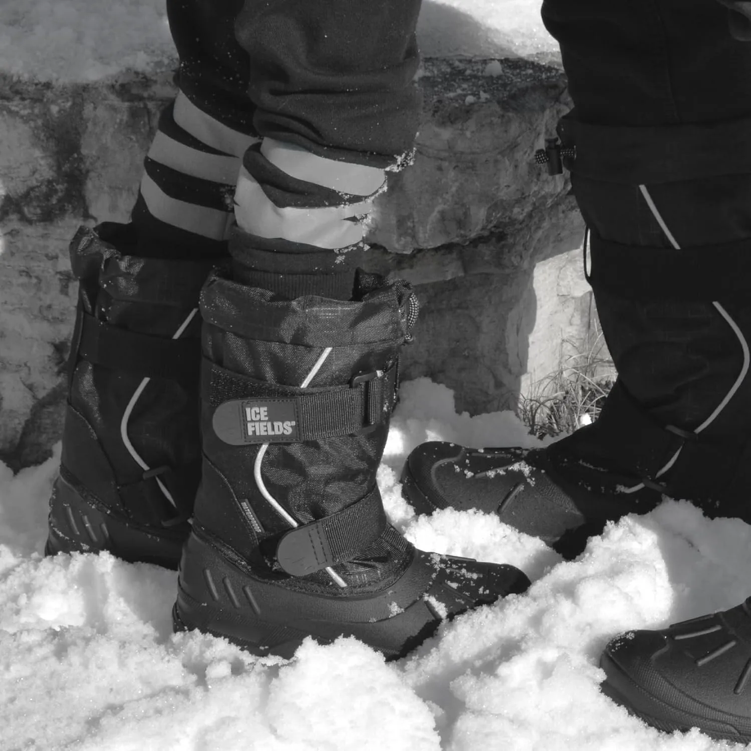 Зимние ботинки Ice Fields Darrell Little and Big Kid High Snow, теплые, утепленные, водонепроницаемые, черный