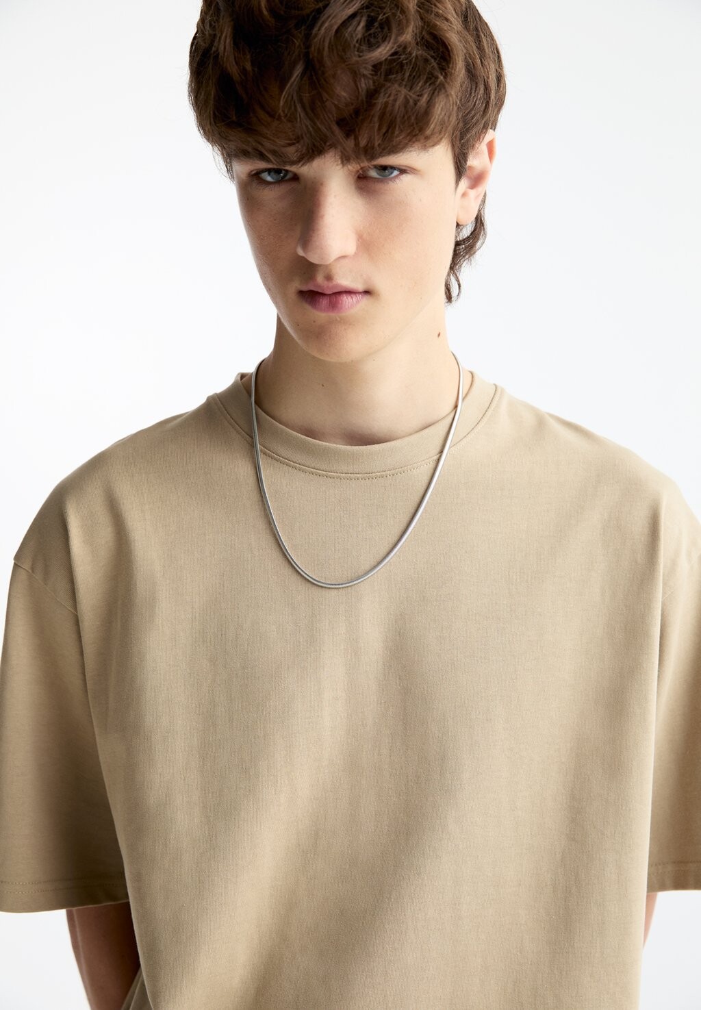 

Базовая футболка HEAVY WEIGHT PULL&BEAR, песочный
