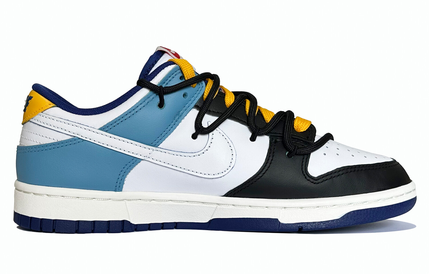 

Кроссовки Nike Dunk Skateboarding Shoes Unisex Low-top White/Royal Blue/Fern Green, темно-синий