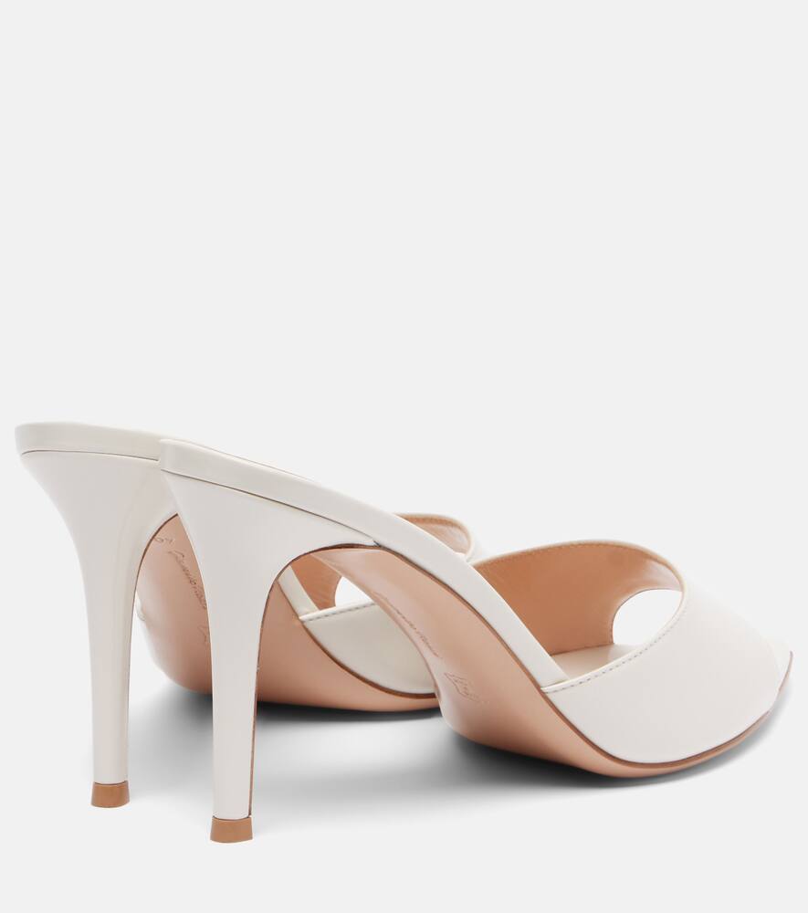 Туфли-мулесы Elle 85 из лаковой кожи Gianvito Rossi, Offwhite — фото 2