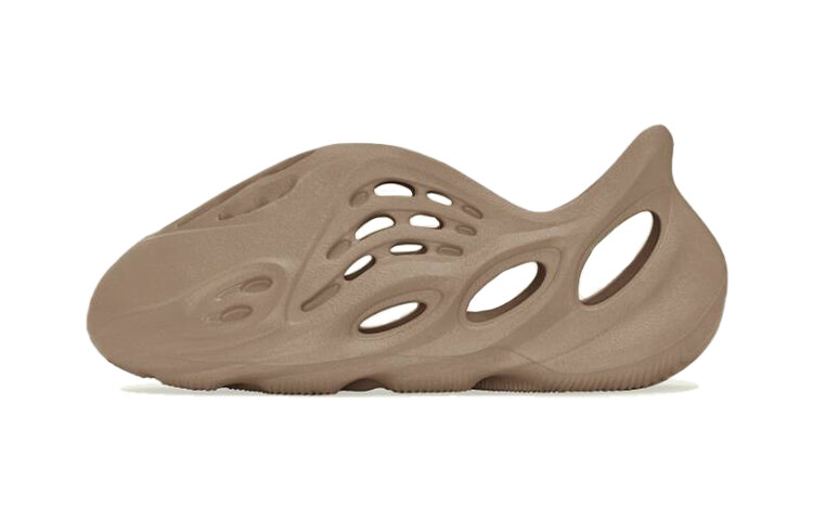

Детские сандалии Adidas Originals Yeezy Foam Runner, бежевый