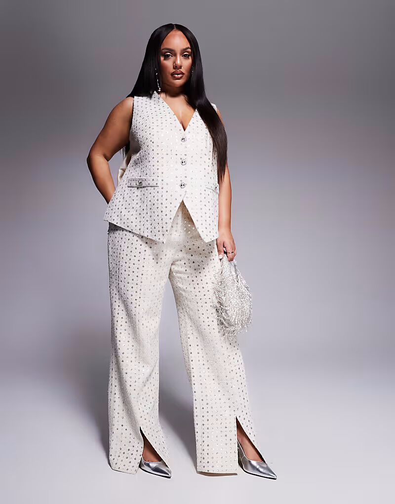

Декоративные брюки-букле ASOS LUXE Curve кремового цвета