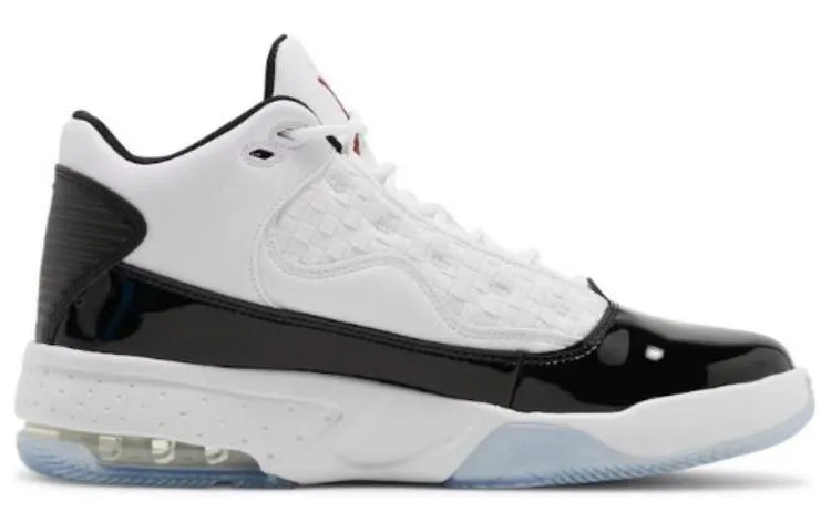 Jordan Max Aura 2 White Black Gym Red — фото 3