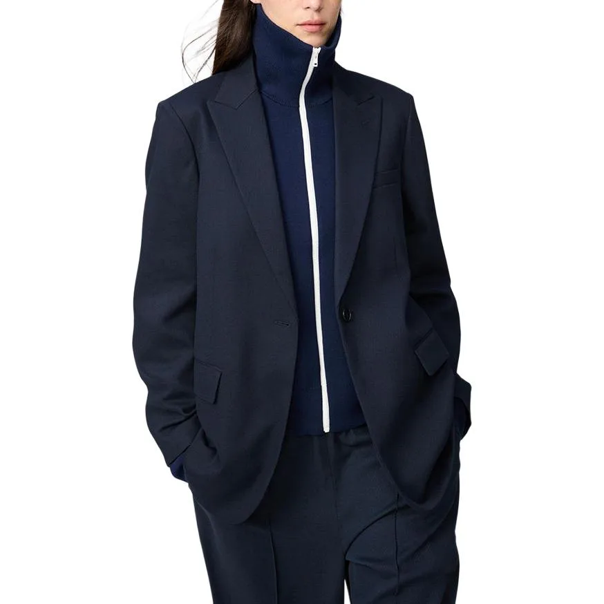 Костюм Business Suit от Clare Waight Keller C Collection SS26 UNIQLO, темно- синий