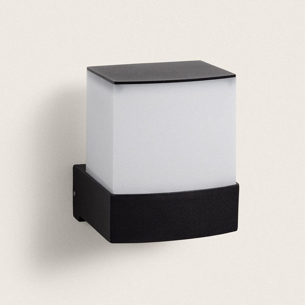 

Светодиодный уличный настенный светильник 6Вт с алюминиевой поверхностью Berdy черный LEDKIA