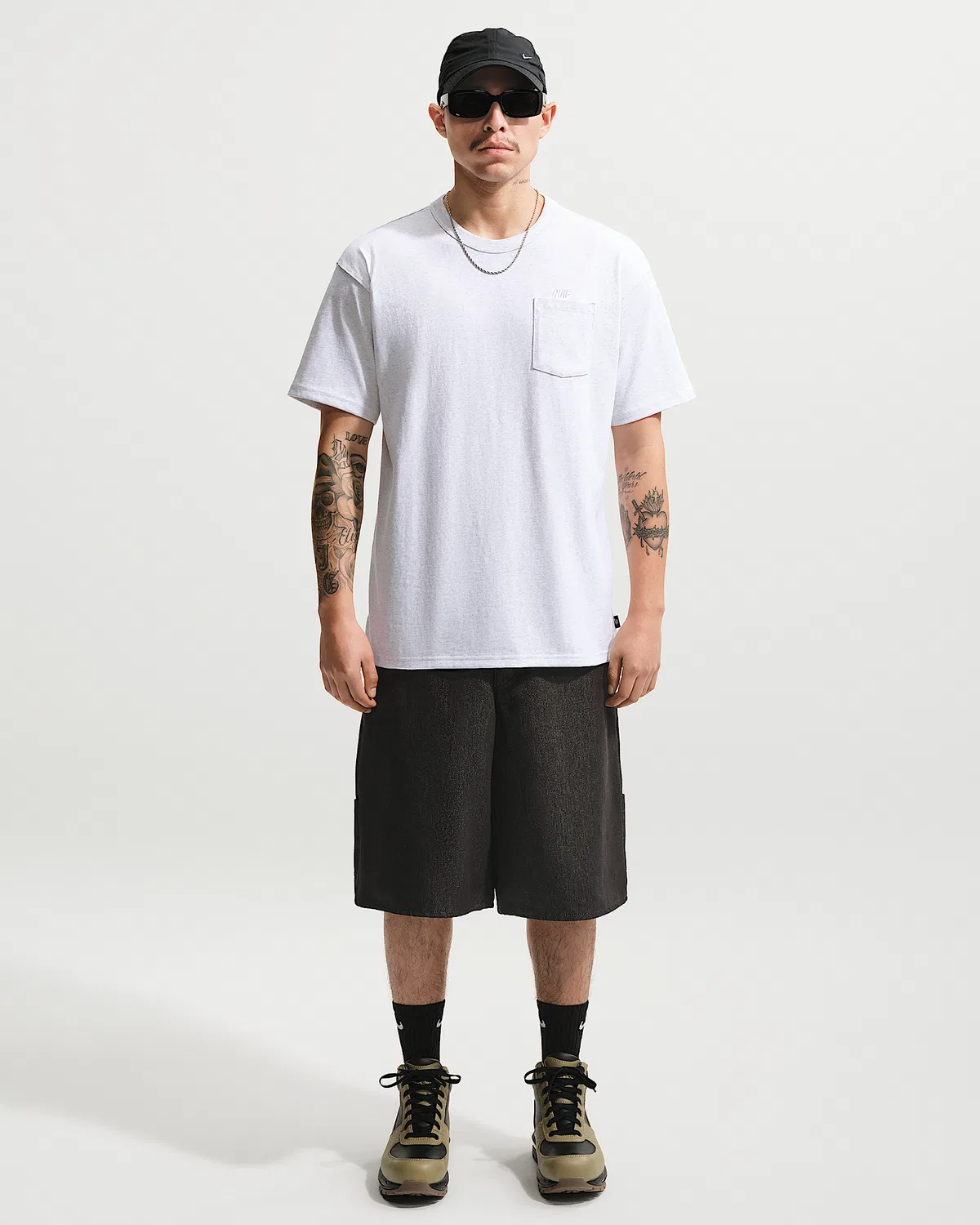 Мужская футболка Nike Sportswear Premium Essentials, Birch Heather — фото 4