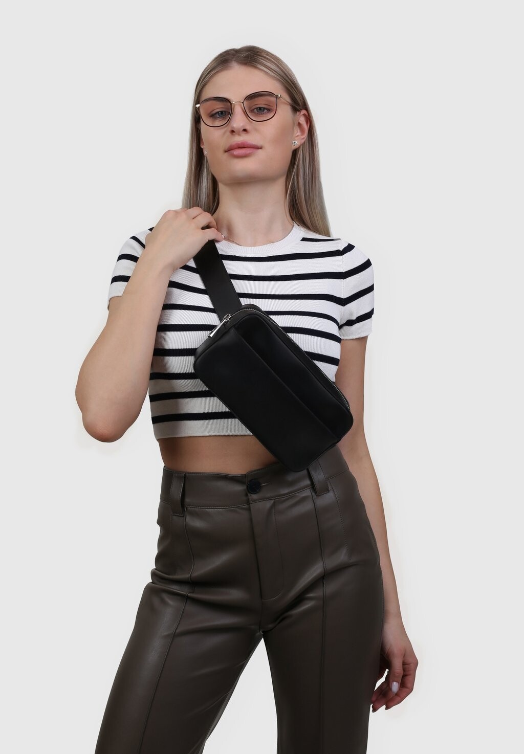 

Поясная сумка PALLAS Pure Leather Studio, цвет midnight black