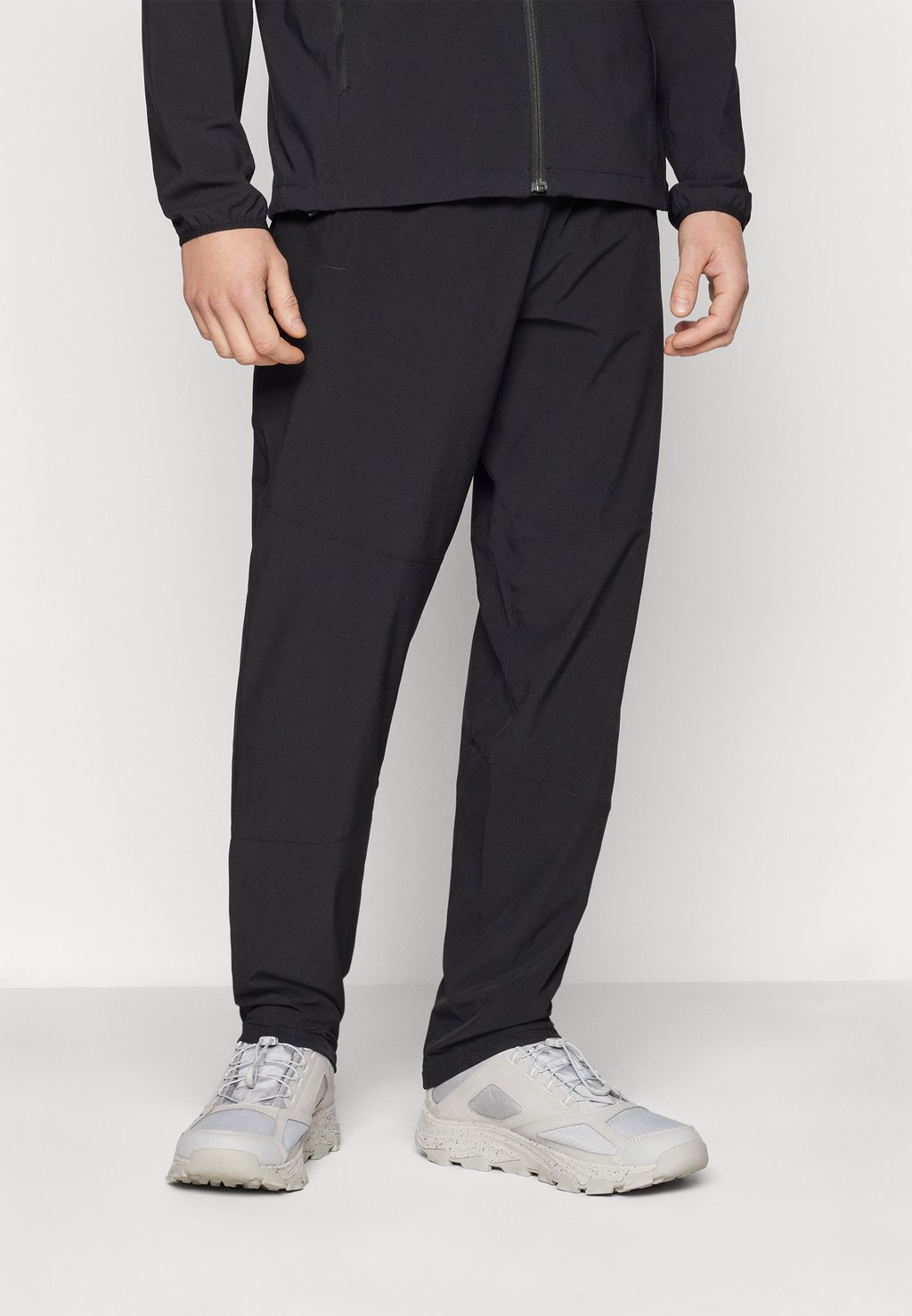 

Брюки для активного отдыха MOUNTAIN ATHLETICS WIND PANT The North Face, черный