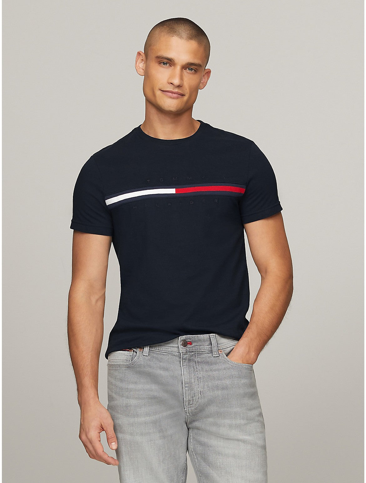 

Мужская футболка Tommy Hilfiger с логотипом-флагом, черный