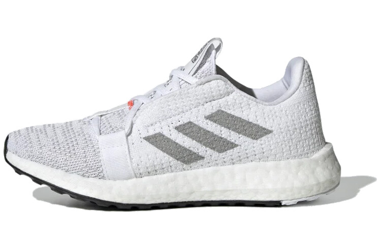 

Кроссовки детские Senseboost Go GS Low-top белые/серые Adidas