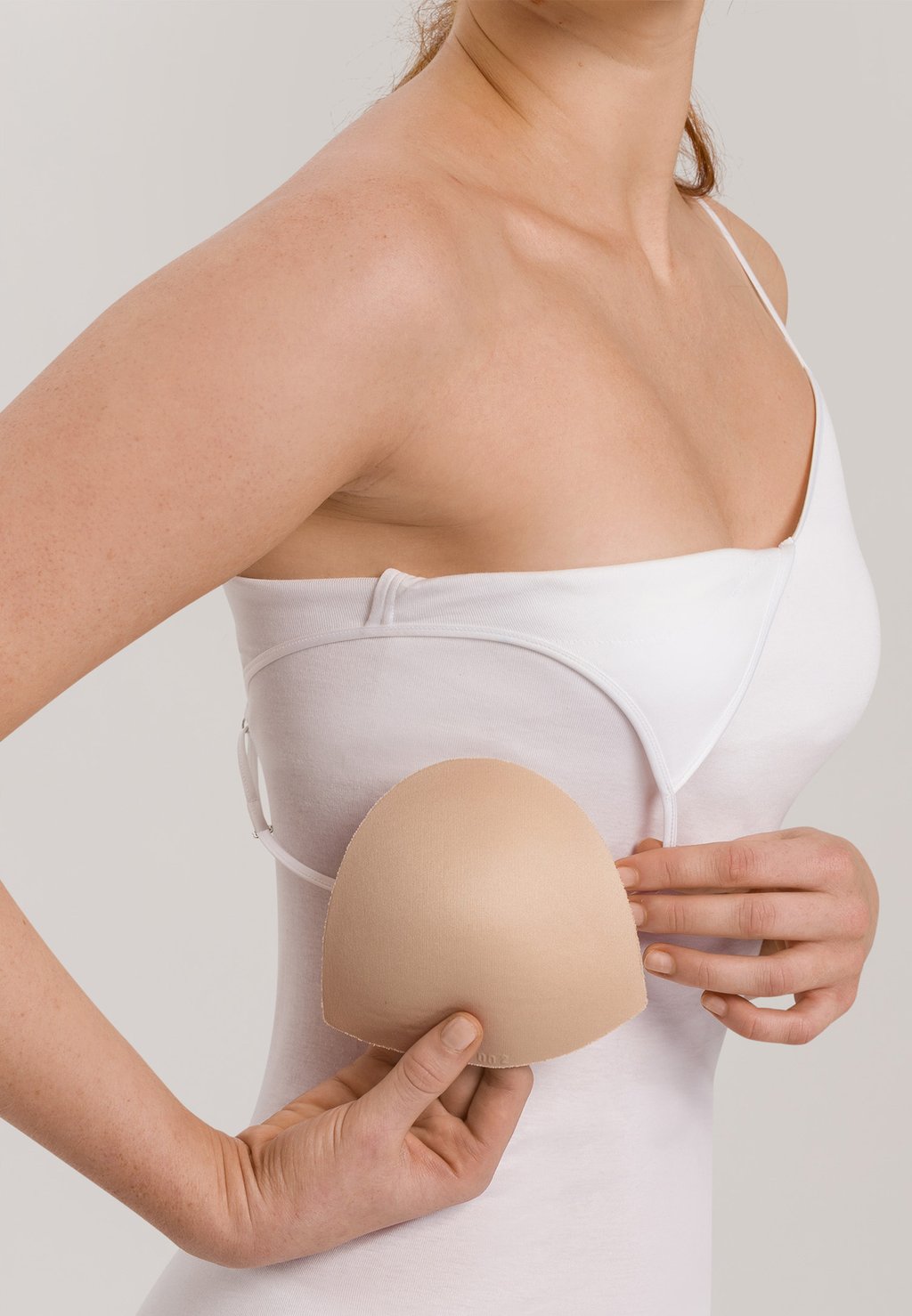 

Базовый слой SEAMLESS Hanro, белый