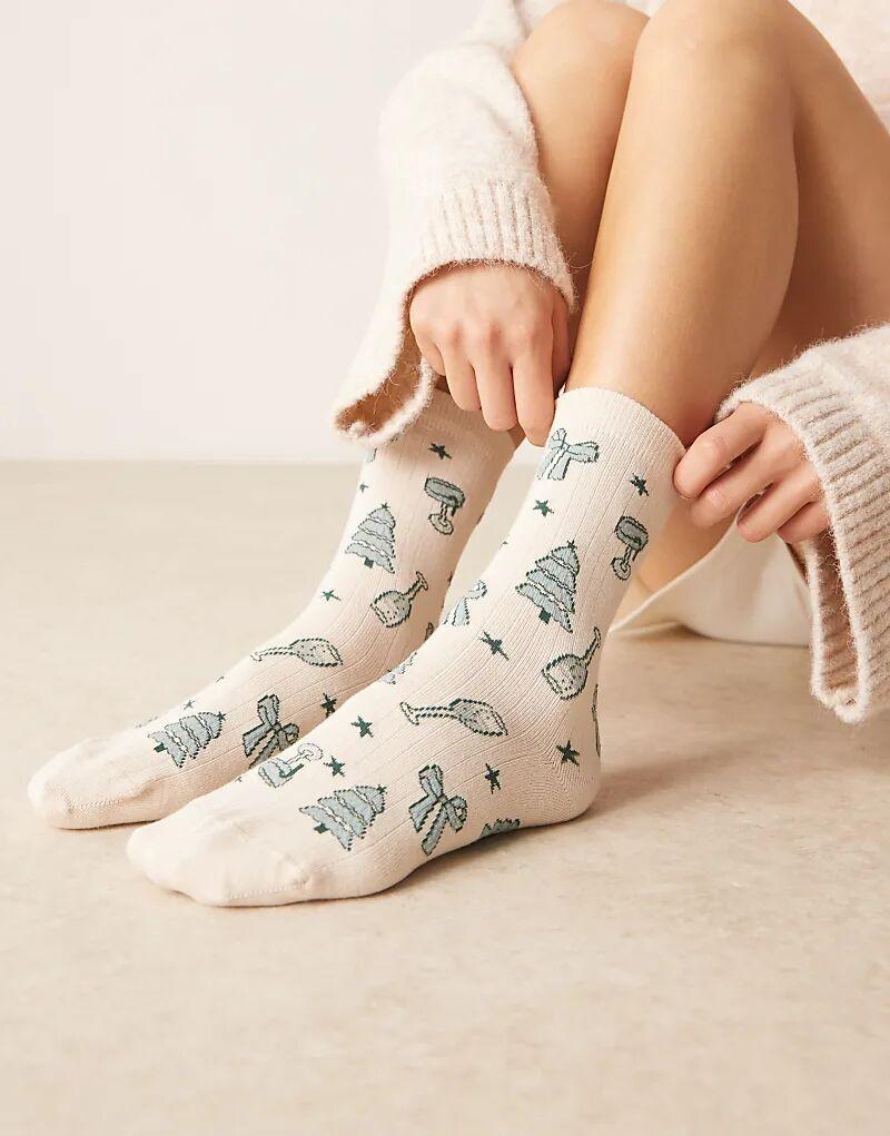 

Носки ASOS DESIGN с рождественским дизайном в кремовых и зеленых тонах