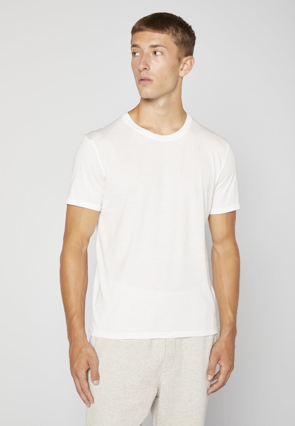

Футболка базовая DECATUR American Vintage, цвет blanc