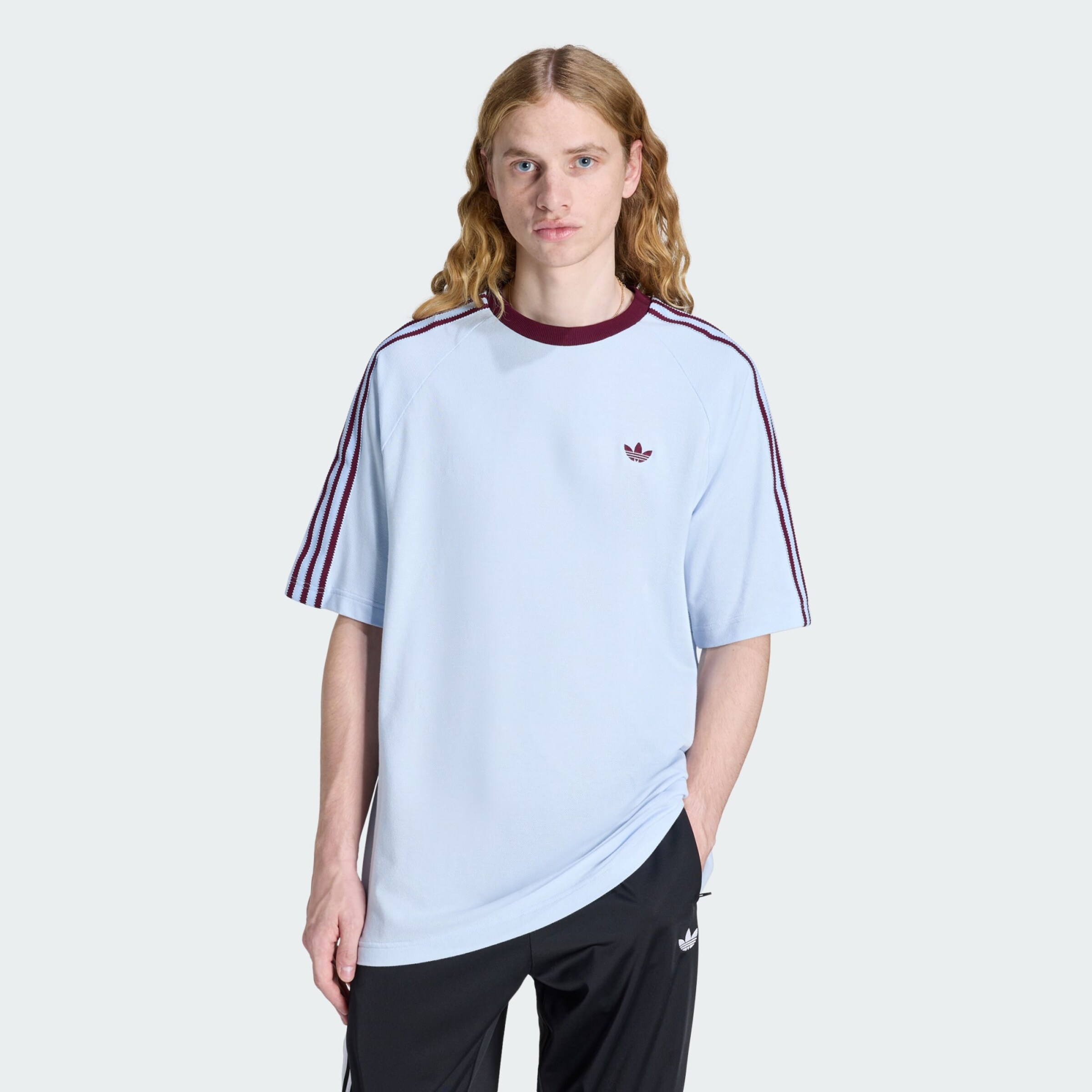 Adidas Originals Футболка в светло-голубом цвете — фото 2