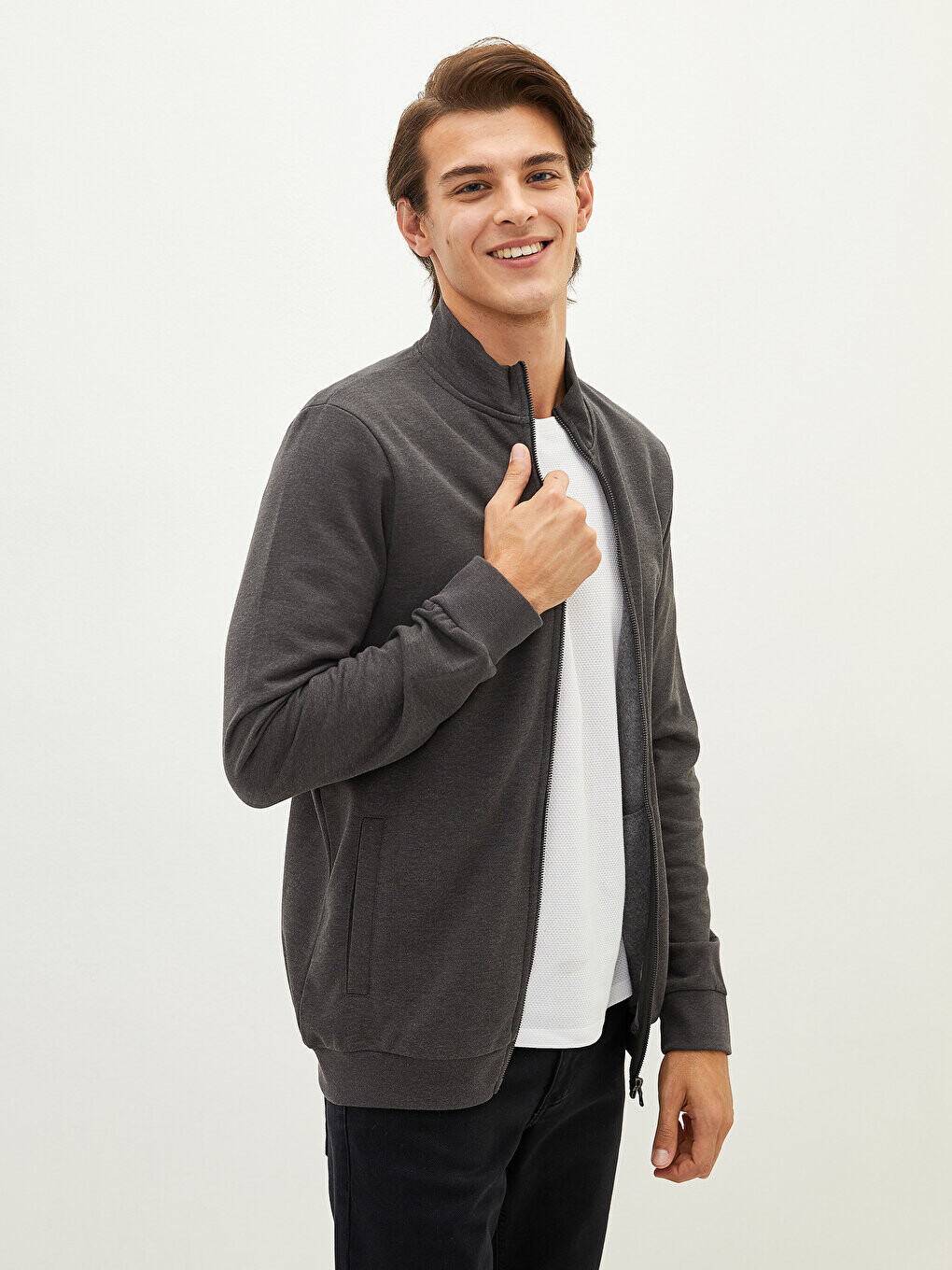 

Удобная мужская толстовка с воротником-стойкой и длинными рукавами LCWAIKIKI Basic