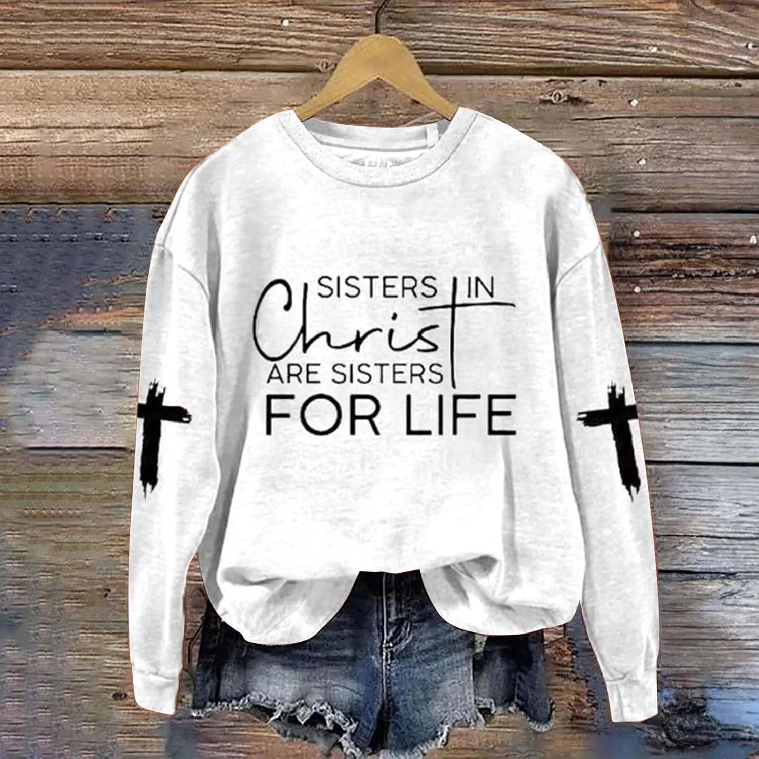 Женский свитшот с длинным рукавом Sisters In Christ Are Sisters For Life, белый — фото 3