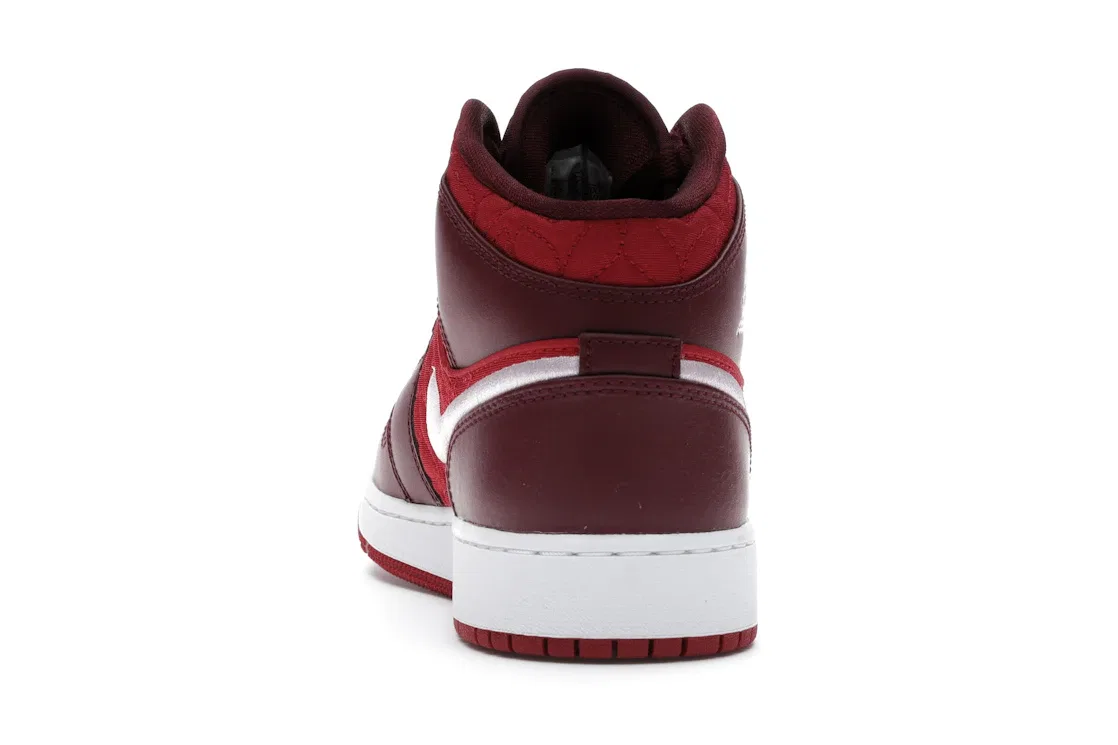 Детские кроссовки с квилтингом Jordan 1 Mid SE Red Quilt Jordan, Gym Red/Dark Beetroot-White-Pink Foam — фото 4