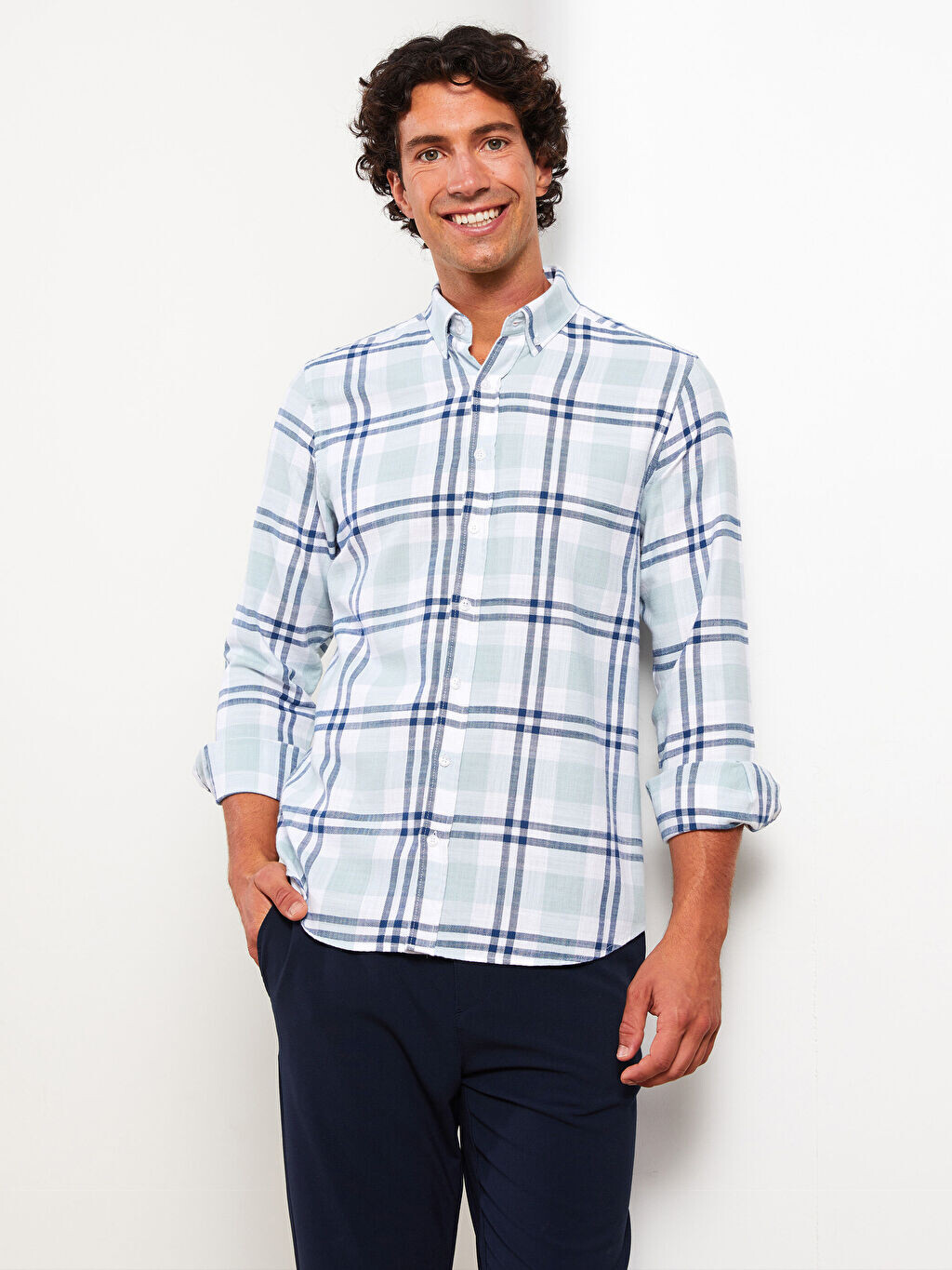 

Обычная посадка с длинным рукавом в клетку мужская рубашка LCWAIKIKI Classic