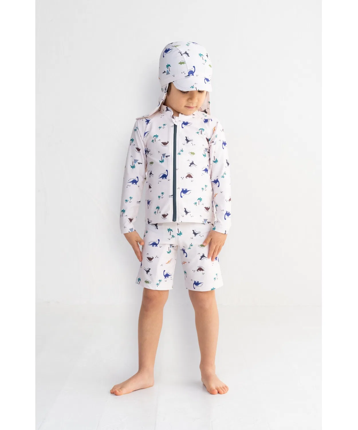 Детская кепка для плавания с козырьком и назатыльником Light Blue ZAZZY ZAPS — фото 2