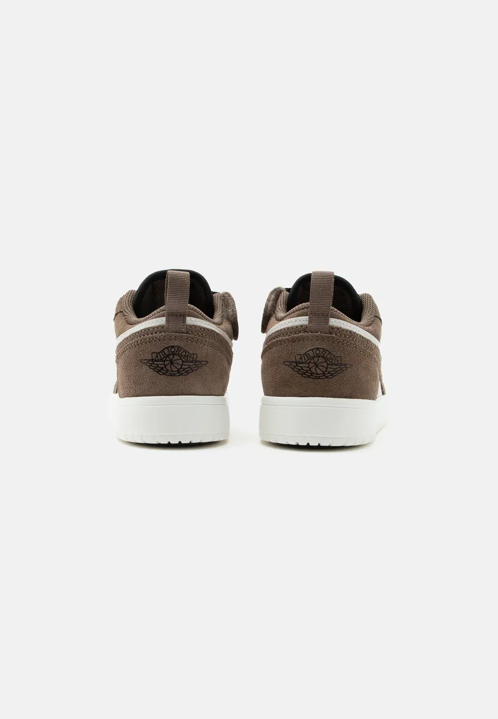 1 унисекс - кроссовки Jordan, Palomino/Black/Phantom/Sail/University Red — фото 3