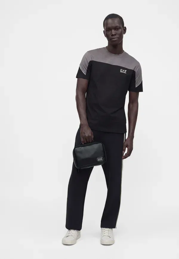 Косметичка для путешествий, унисекс - косметичка Ea7 Emporio Armani, черный