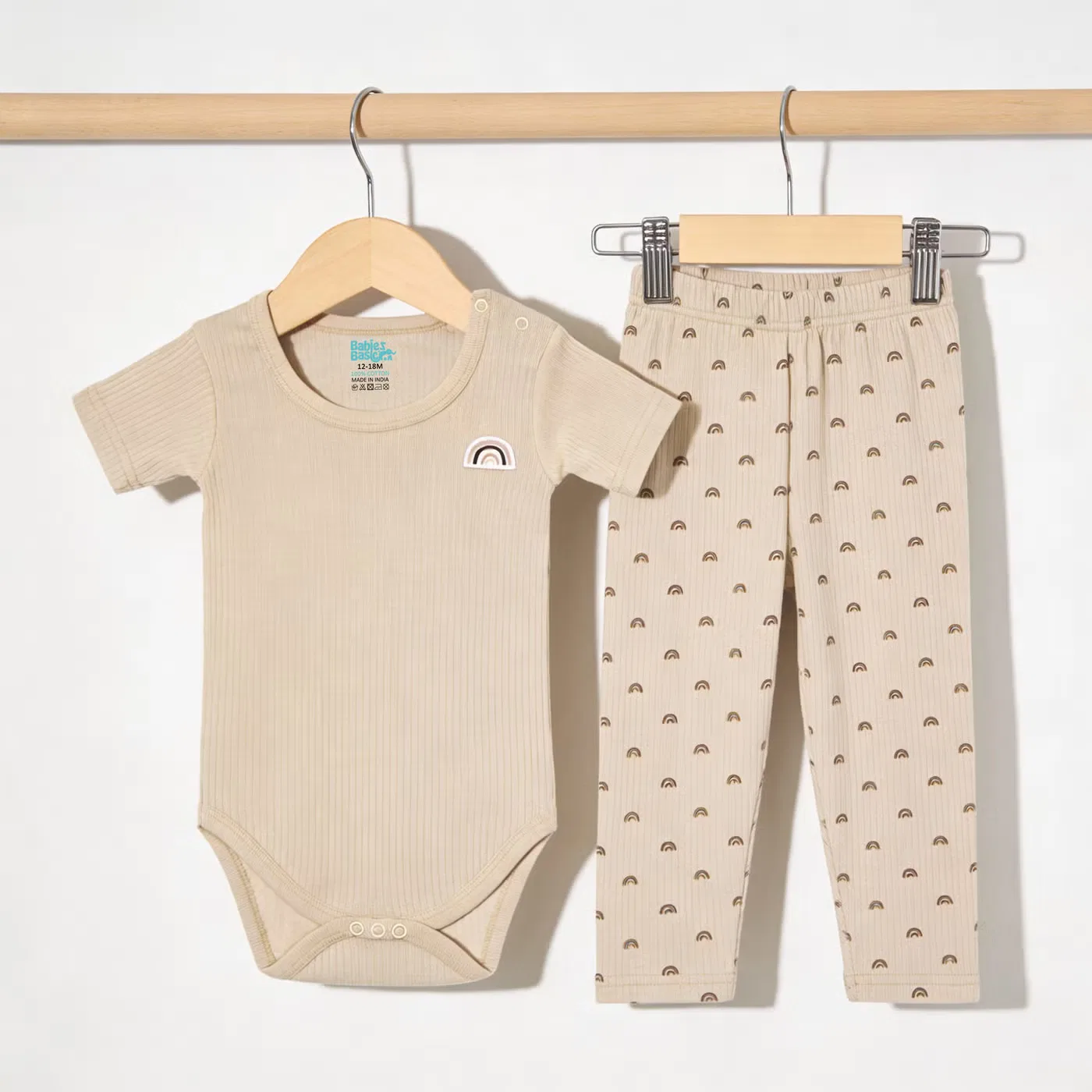 Комплект боди-комбинезона и пижамы с принтом из рубчатого хлопка Babies Basic, бежевый — фото 4
