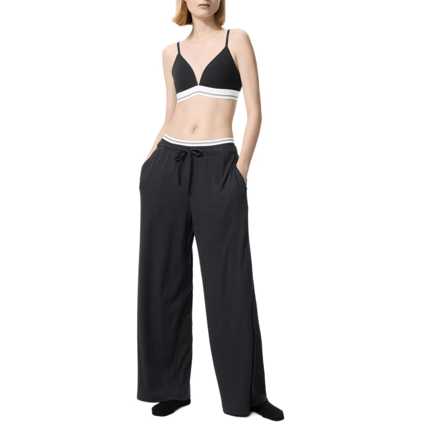 Трикотажные спортивные штаны женские UNIQLO, Black