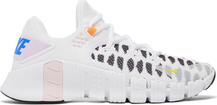 

Кроссовки Nike Wmns Metcon 4 'Printed White Black', черный