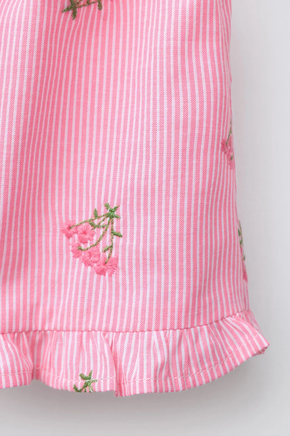 Полосатые бермудские шорты с вышитыми цветами ZARA, Pink — фото 4