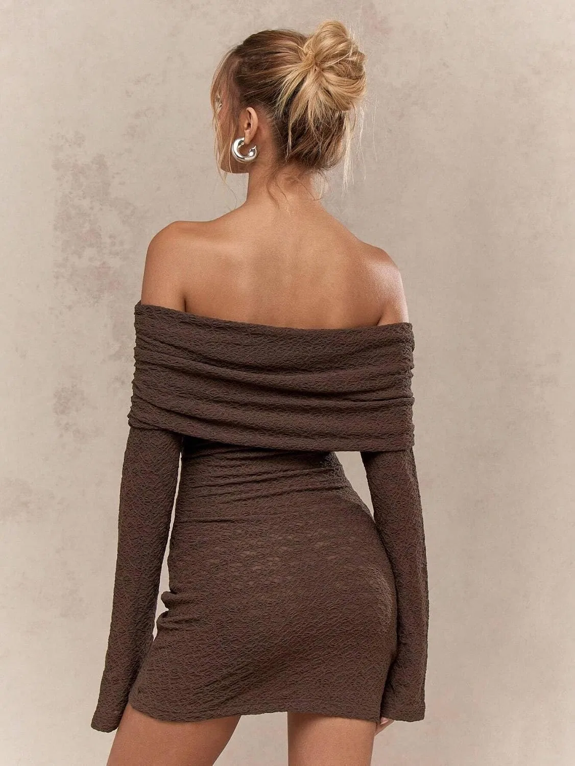 Женское мини-платье с длинным рукавом офф-шолдер Bodycon, Brown — фото 2