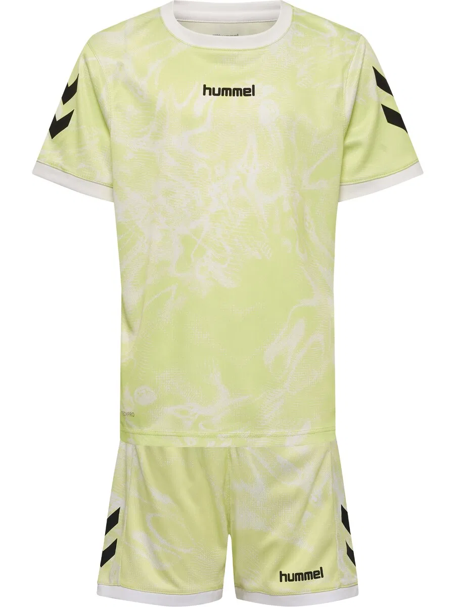Спортивный костюм Hummel светло-зеленого цвета
