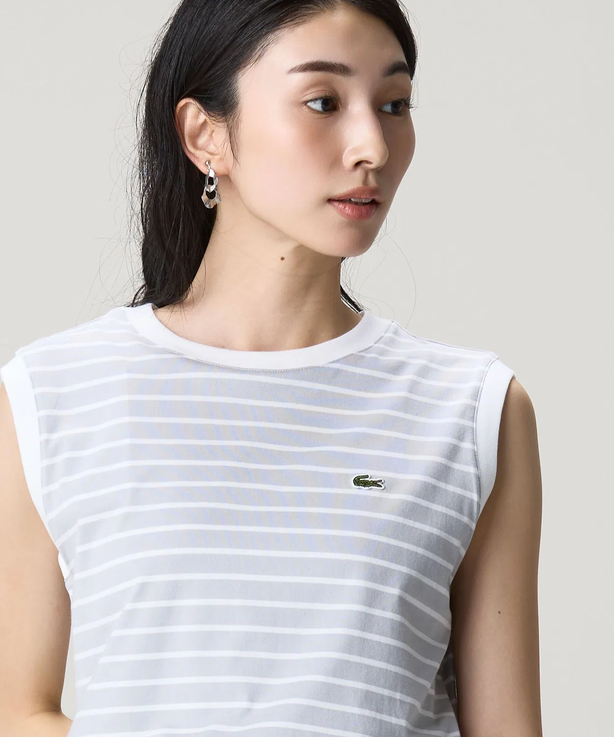 Женская футболка без рукавов с полосатым принтом LACOSTE, Light Grey — фото 3