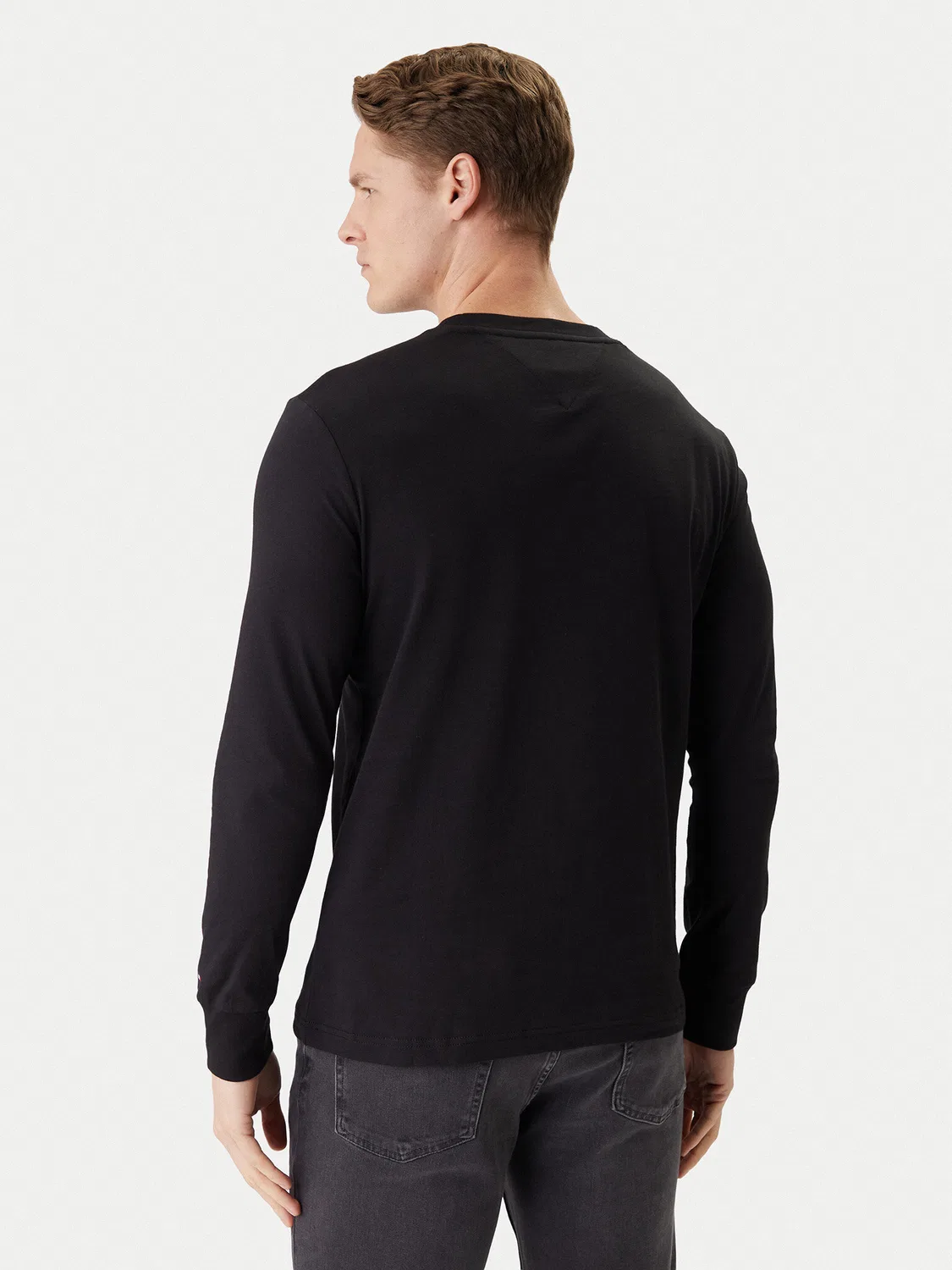 Мужской лонгслив приталенного кроя Brand Love Ls Tee Tommy Hilfiger, черный — фото 3