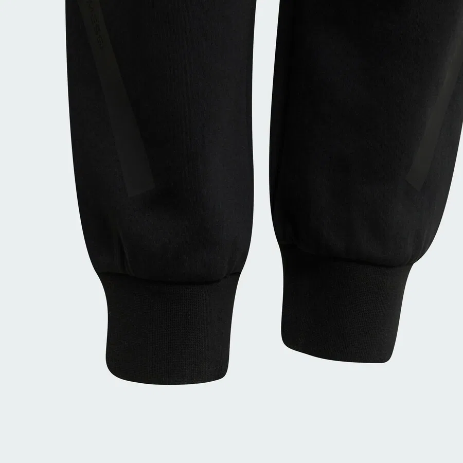 Спортивные брюки ADIDAS PERFORMANCE Tapered Workout Pants 'Messi' черного цвета — фото 4