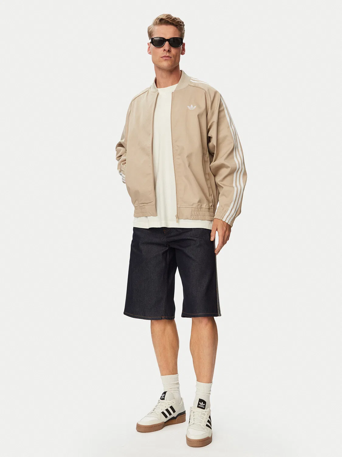 Мужская толстовка стандартного кроя Sst Adicolor Classics Cotton Twill Adidas, бежевый — фото 2