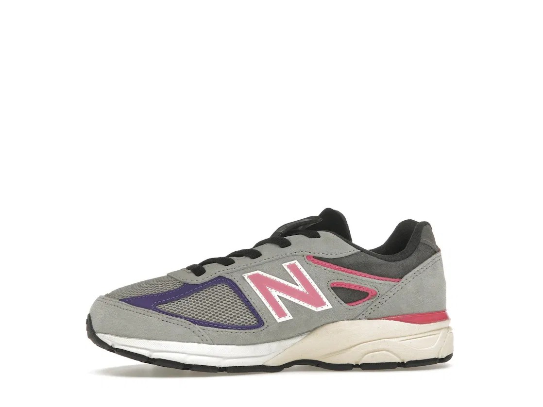 Детские кроссовки Lifestyle с замшевыми вставками New Balance 990v4, Smoked Pearl/Grey/Pink — фото 3