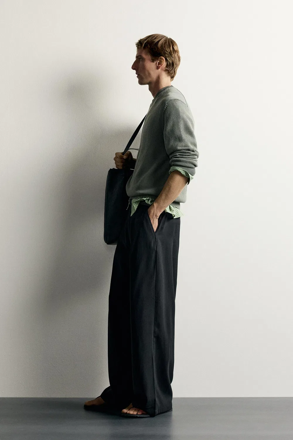 Брюки FLOWING PLEATED TROUSERS ZARA, Black — фото 4