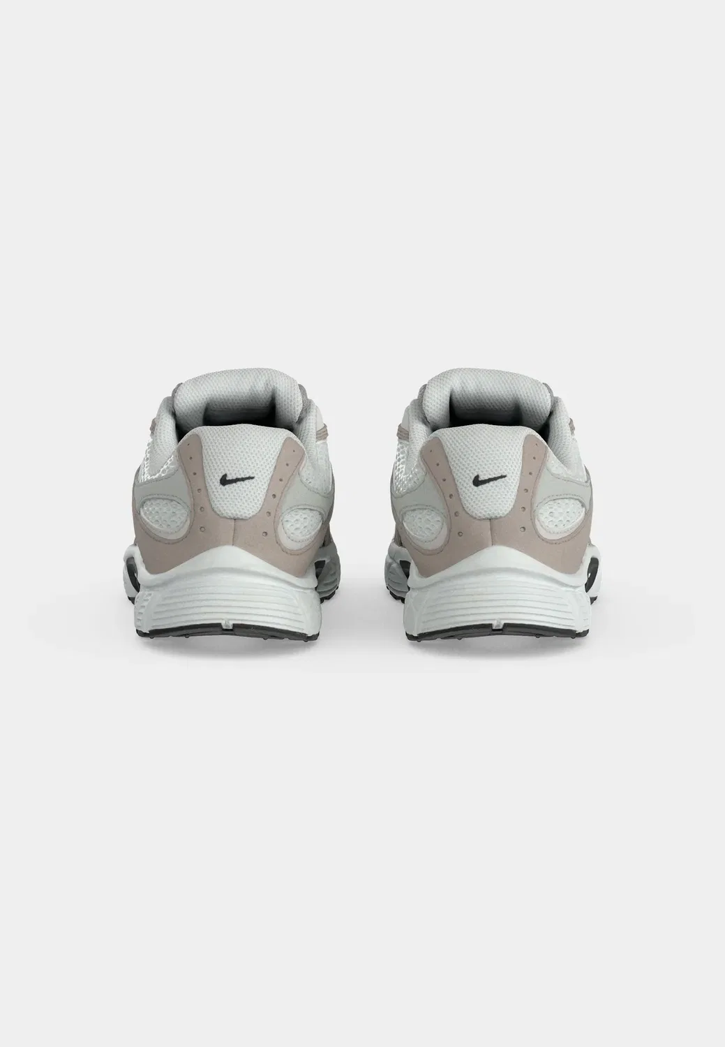 V5 rnr унисекс - кроссовки Nike Sportswear, Off White/College Grey/Grey Fog/Vast Grey/Black — фото 4