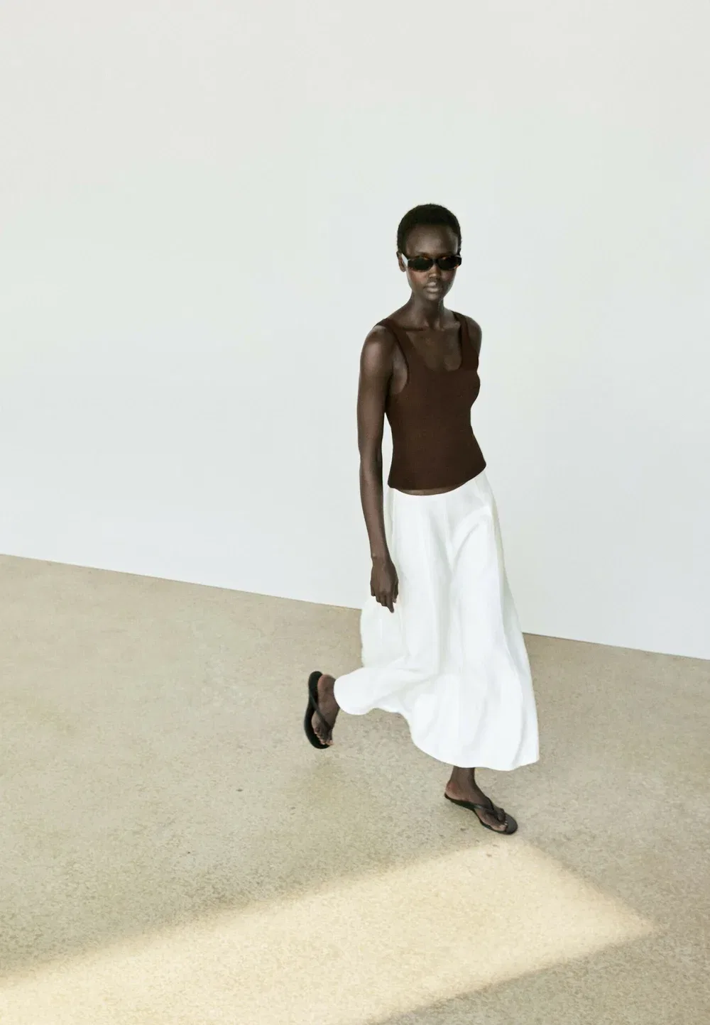 Миди-Юбка из 100% льна с эффектом джинсовой ткани - юбка А-силуэта Massimo Dutti, White — фото 3