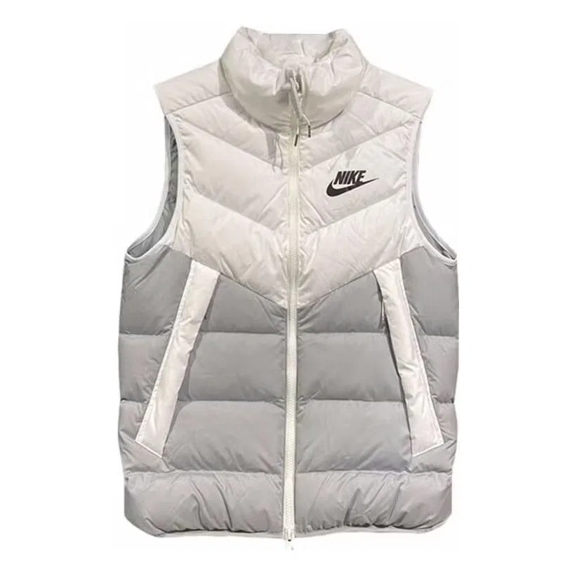 Жилет утепленный пуховый с воротником-стойкой Nike, белый