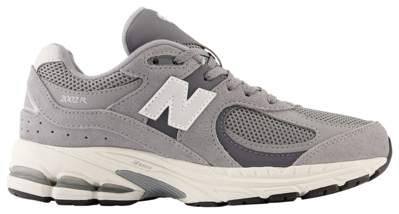 Кроссовки для мальчиков 2002R New Balance, цвет Steel/White