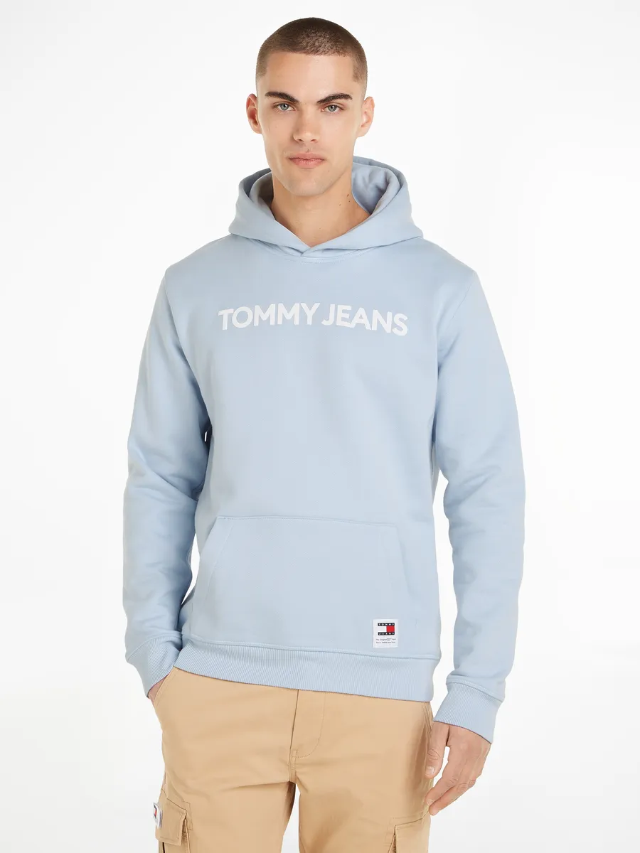 

Толстовка Tommy Jeans с капюшоном "TJM REG BOLD CLASSICS HOODIE EXT", с логотипом на груди, синий