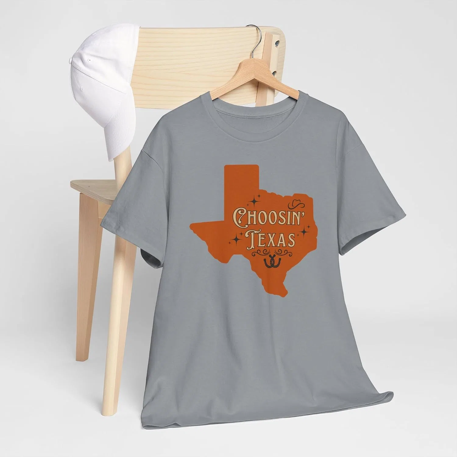 Женская футболка с принтом Choosin' Texas Country Music State Cowgirl Rodeo Ella Tee, Gravel — фото 3